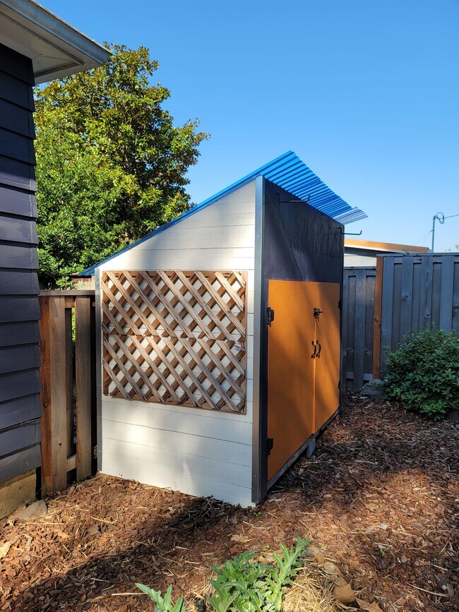 Building Photo - 1110 SE 113th Ave