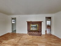 Building Photo - 5311 N Elm St