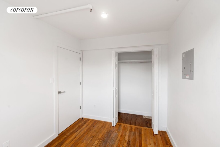 Building Photo - 81 Avenue A