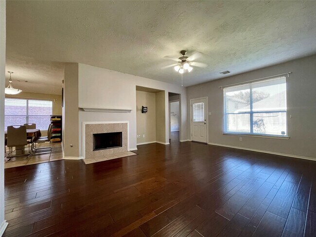 Building Photo - 12347 Carmel Dale Ln