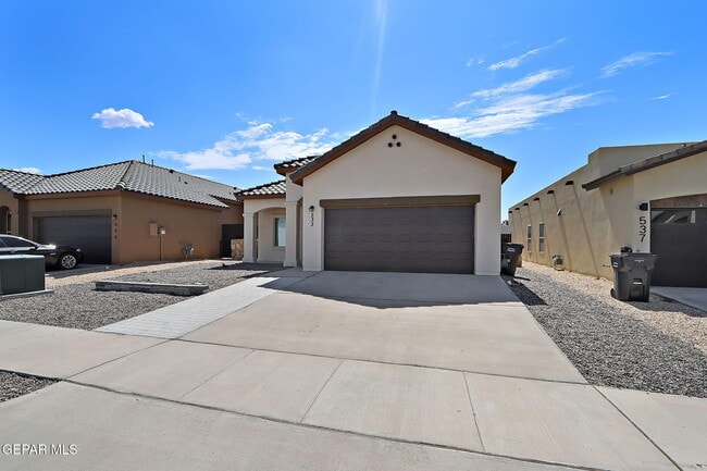 Building Photo - 533 Paseo Modesto Dr