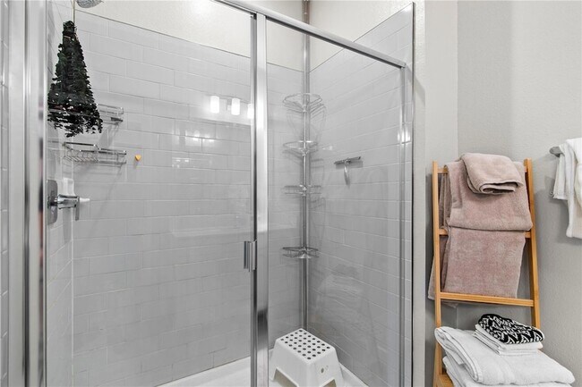 Building Photo - 9890 Red Bay Lp