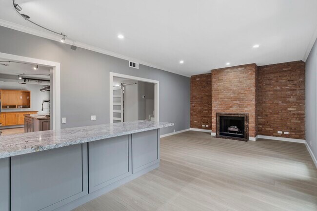Building Photo - 6215 Westcott St