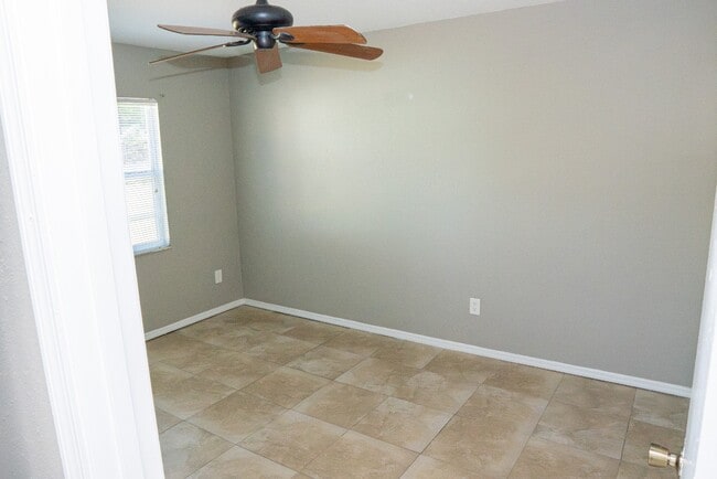 Building Photo - 1483 Elderton Dr