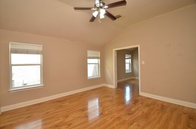 Building Photo - 4510 Regal Dr