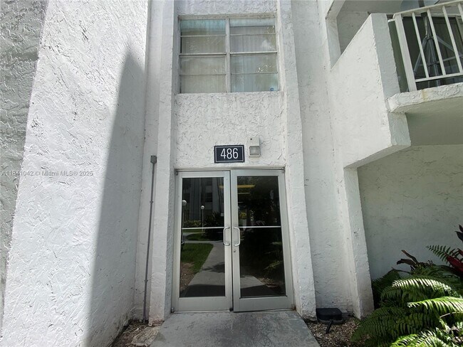Building Photo - 488 NW 165th St