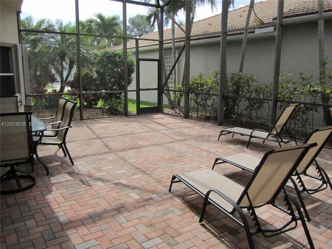 Building Photo - 9798 Casa Mar Dr