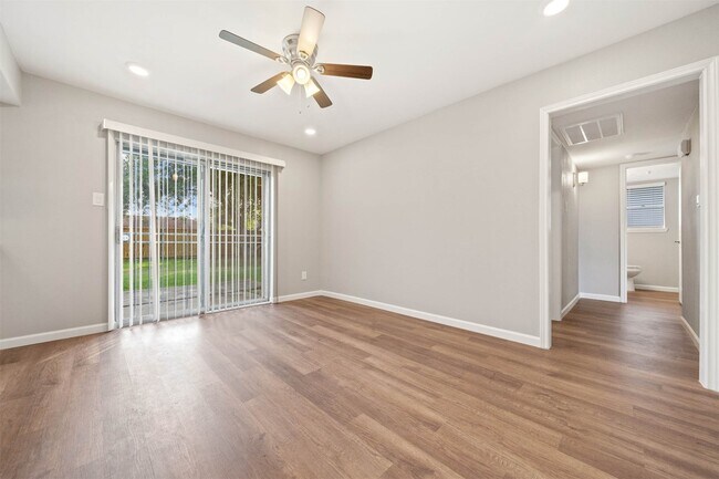 Building Photo - 12203 Ryewater Dr