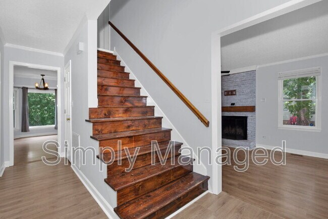 Building Photo - 7709 Scottsdale Dr