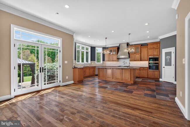 Building Photo - 13071 Haddonfield Ln