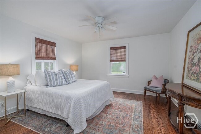 Building Photo - 2220 E 38th St