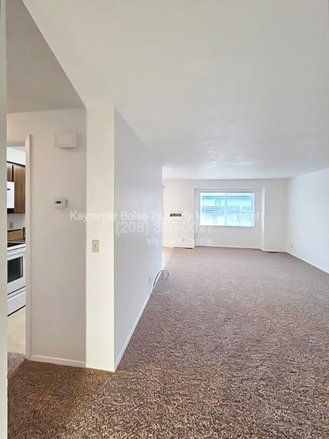 Building Photo - 1925 Priest Pl