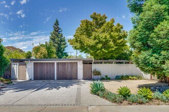 Building Photo - 3 Bed 2 Bath Mackay Home in Desirable Mont...