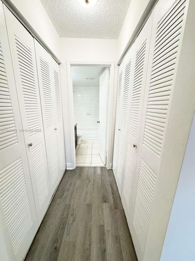 Building Photo - 1733 Village Blvd