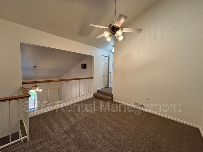 Building Photo - 777 S 400 E