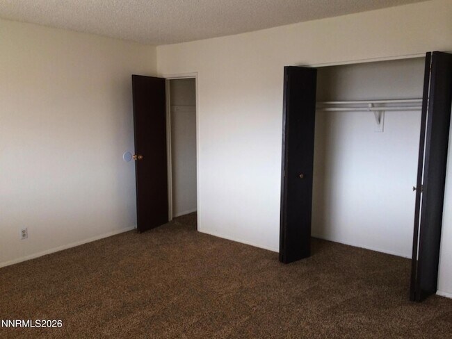Building Photo - 3281 Gypsum Rd