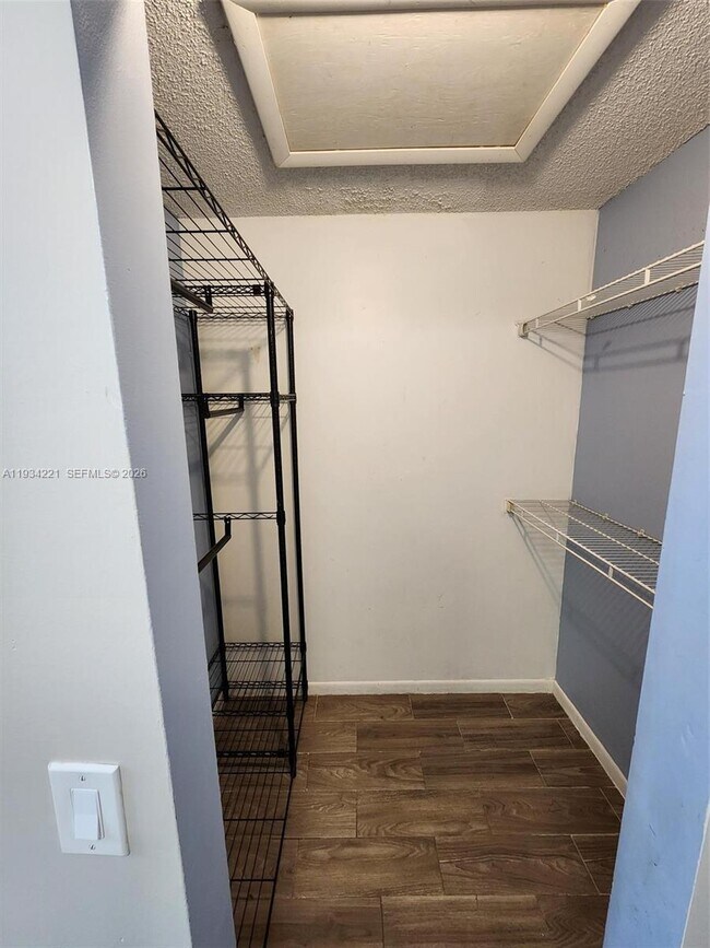 Building Photo - 7446 NW 34th St