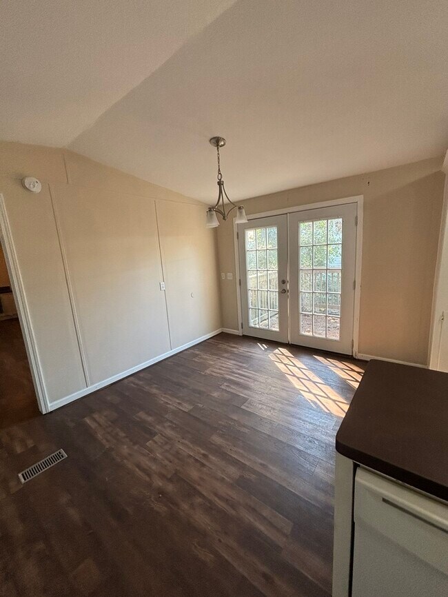 Building Photo - Triangle Mobile Home Park