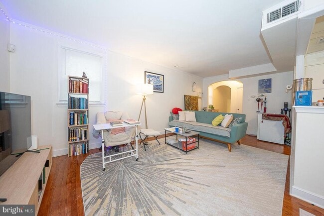 Building Photo - 2440 N 50th St