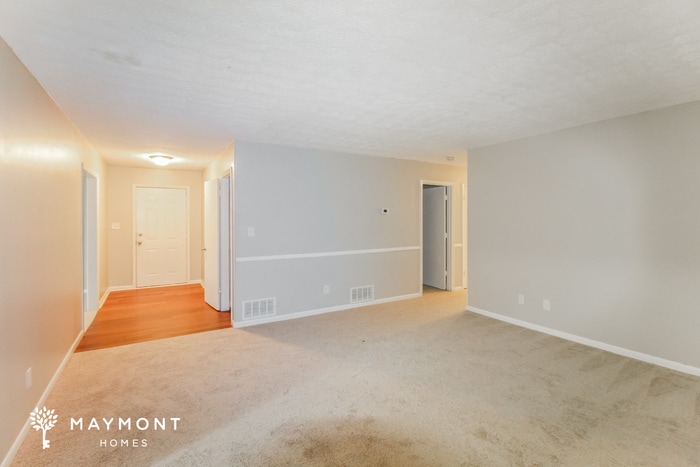Building Photo - 2155 Rolling Acres Dr SW