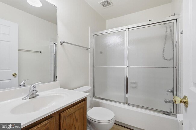 Building Photo - 14214 Beddingfield Way