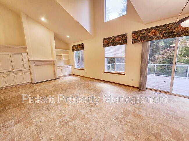 Building Photo - 5998 McCormick Woods Dr SW