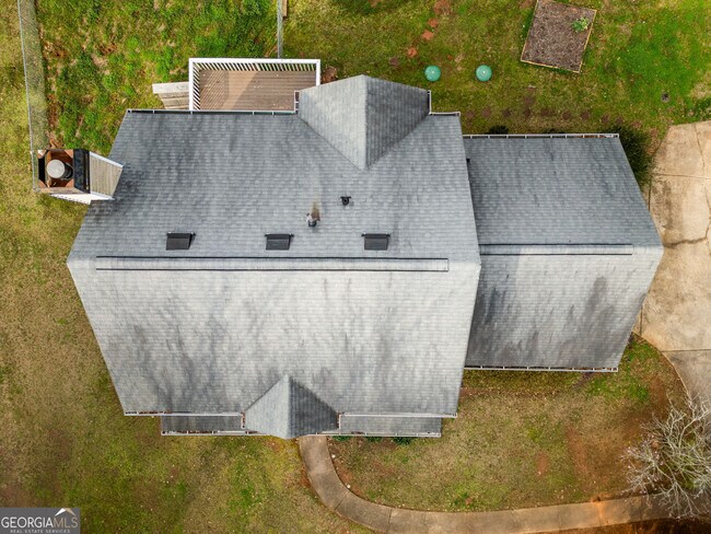 Building Photo - 105 N Oakland Cir