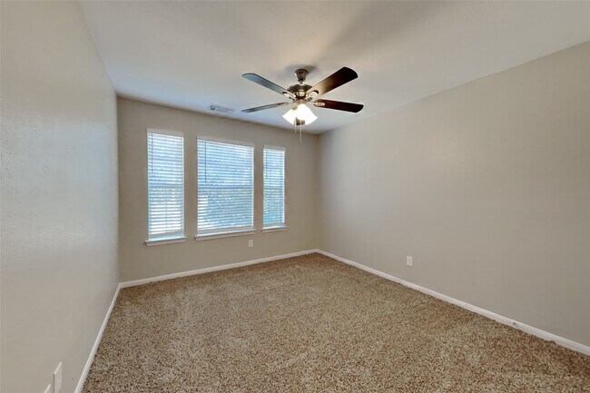 Building Photo - 14703 Huntmont Dr