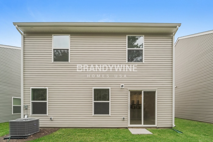 Building Photo - 8425 Deerwood Rd
