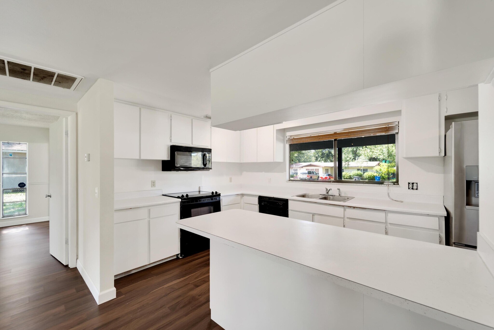 Building Photo - 502 Euclid Ave