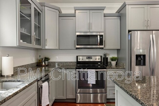 Building Photo - 711 Liberty St