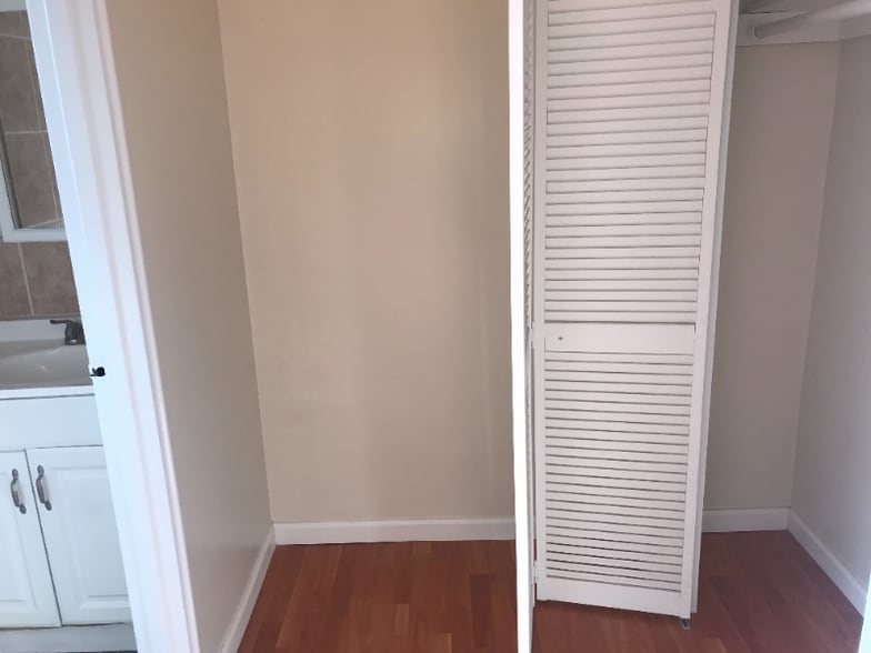 Building Photo - 1104 Palisade Ave