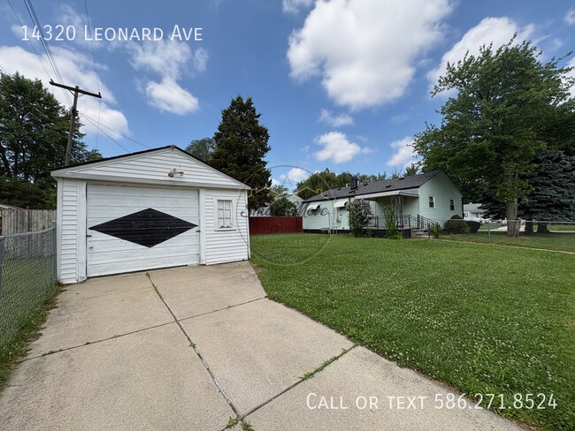 Building Photo - 14320 Leonard Ave