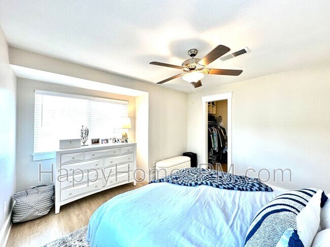 Building Photo - 278 Alexandra Dr