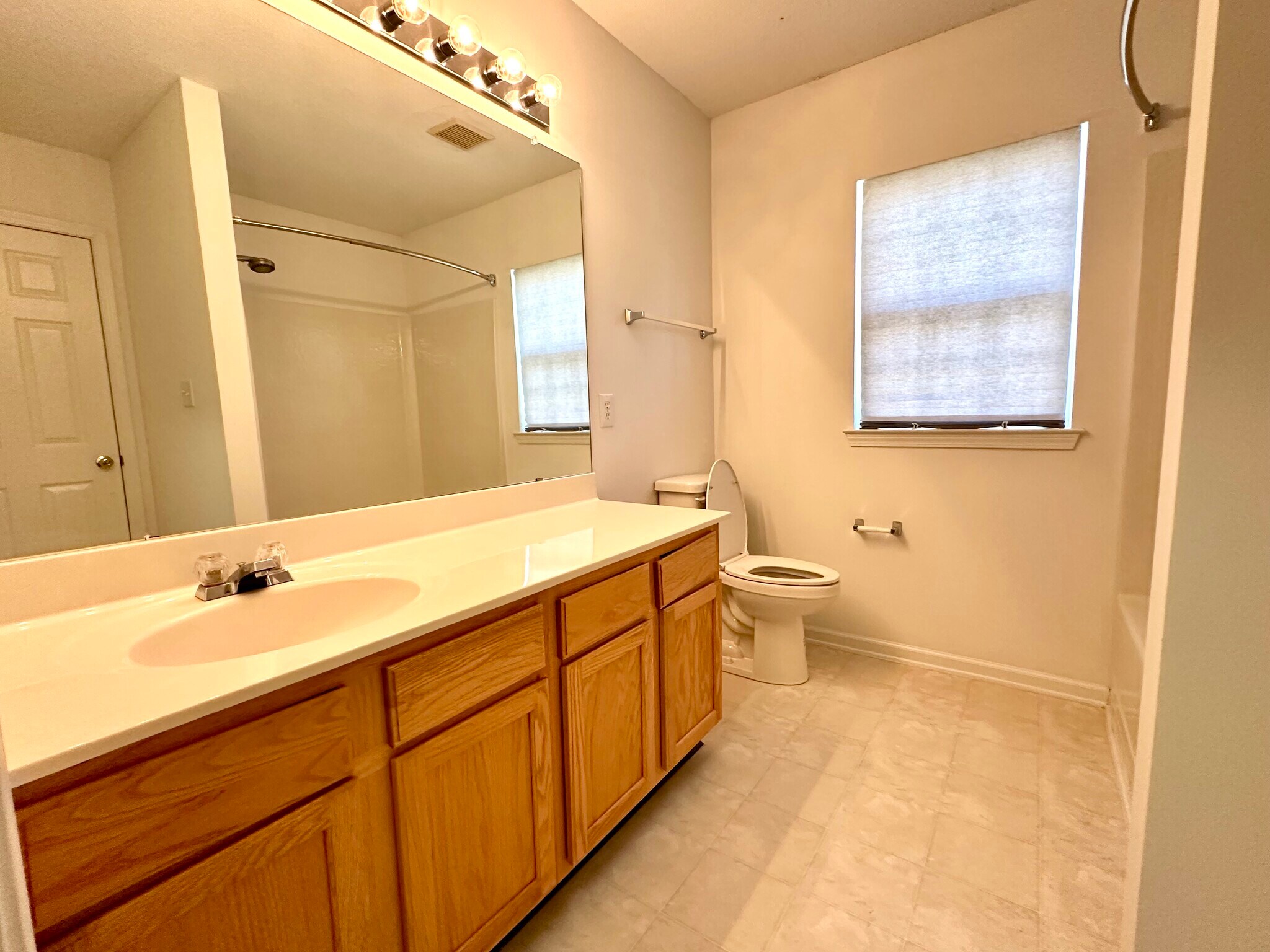 Building Photo - 3129 Summerfield Ridge Ln