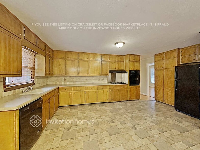 Building Photo - 5437 Janice Ln SW