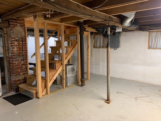 Basement - 807 Bayshore Dr