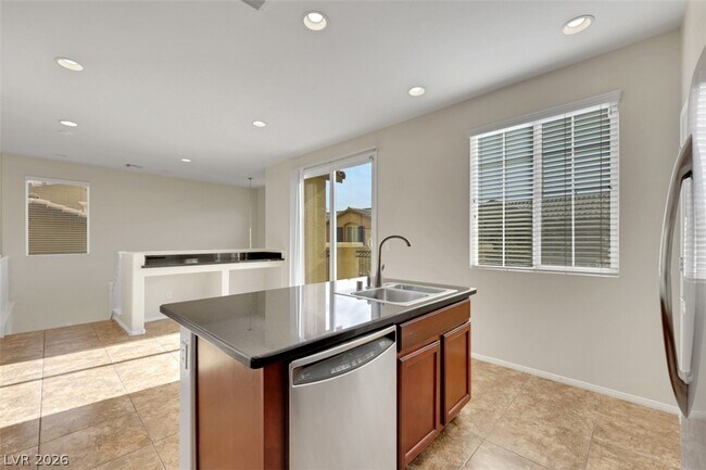 Building Photo - 1130 Via Partito