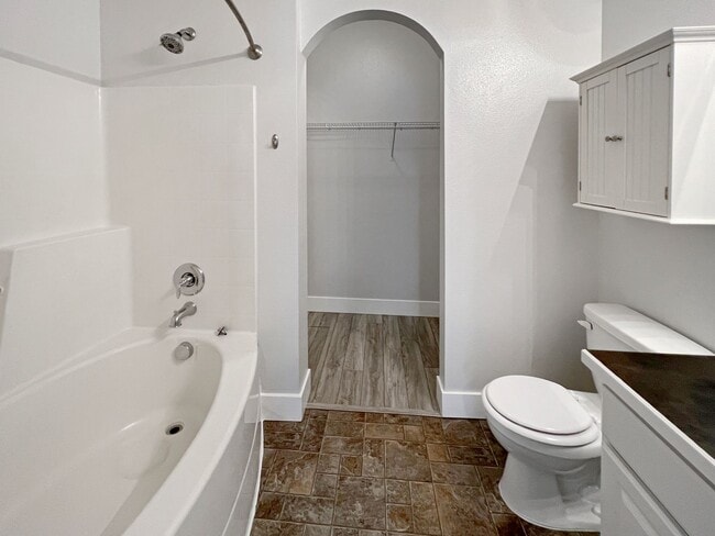 Building Photo - 3-Bedroom Home FOR RENT in Awesome Meridian Location