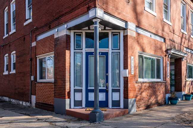 Front Door - 4173 Juniata St