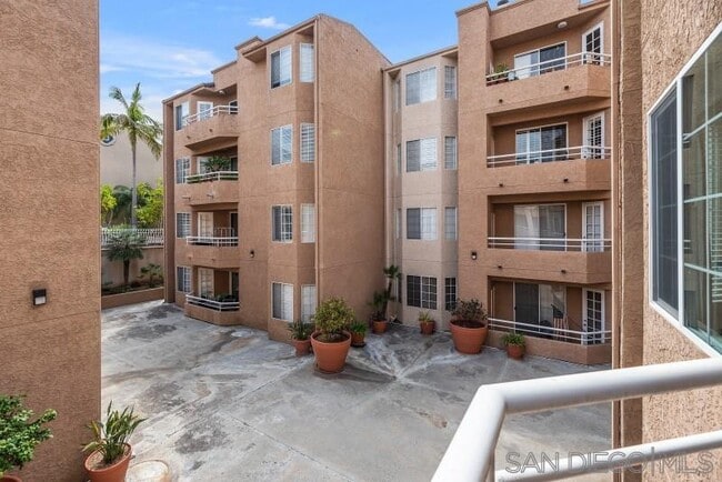 Building Photo - 3969 Mahaila Ave