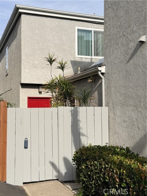 Building Photo - 33936 ALCAZAR Dr