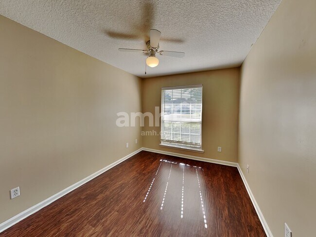 Building Photo - 7757 MacDougall Dr