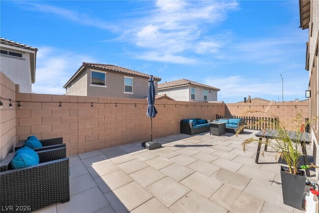 Building Photo - 670 Tranquil Bay Ct
