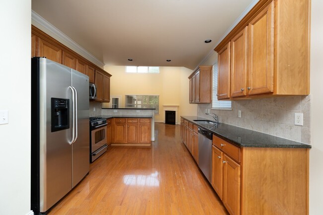 Building Photo - **LUXURIOUS GATED COMMUNITY IN FRANKLIN ZO...