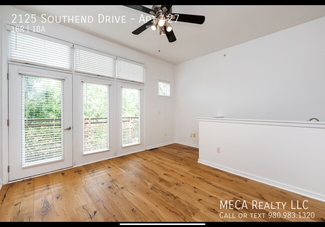 Building Photo - 2125 Southend Dr