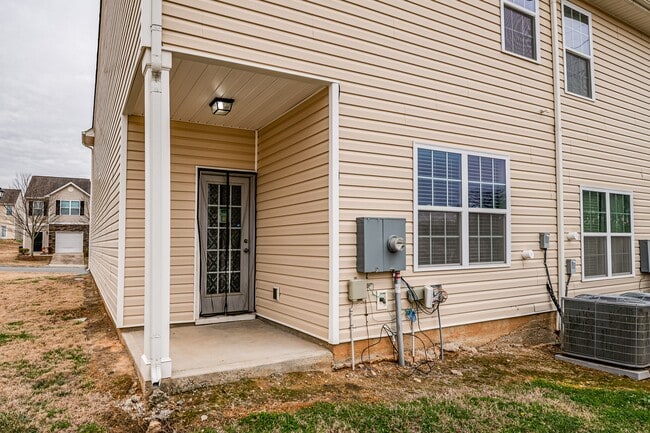 Building Photo - 7627 Galvin St