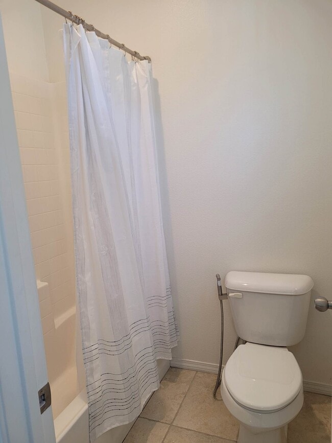 Building Photo - 2751 Park View Ct