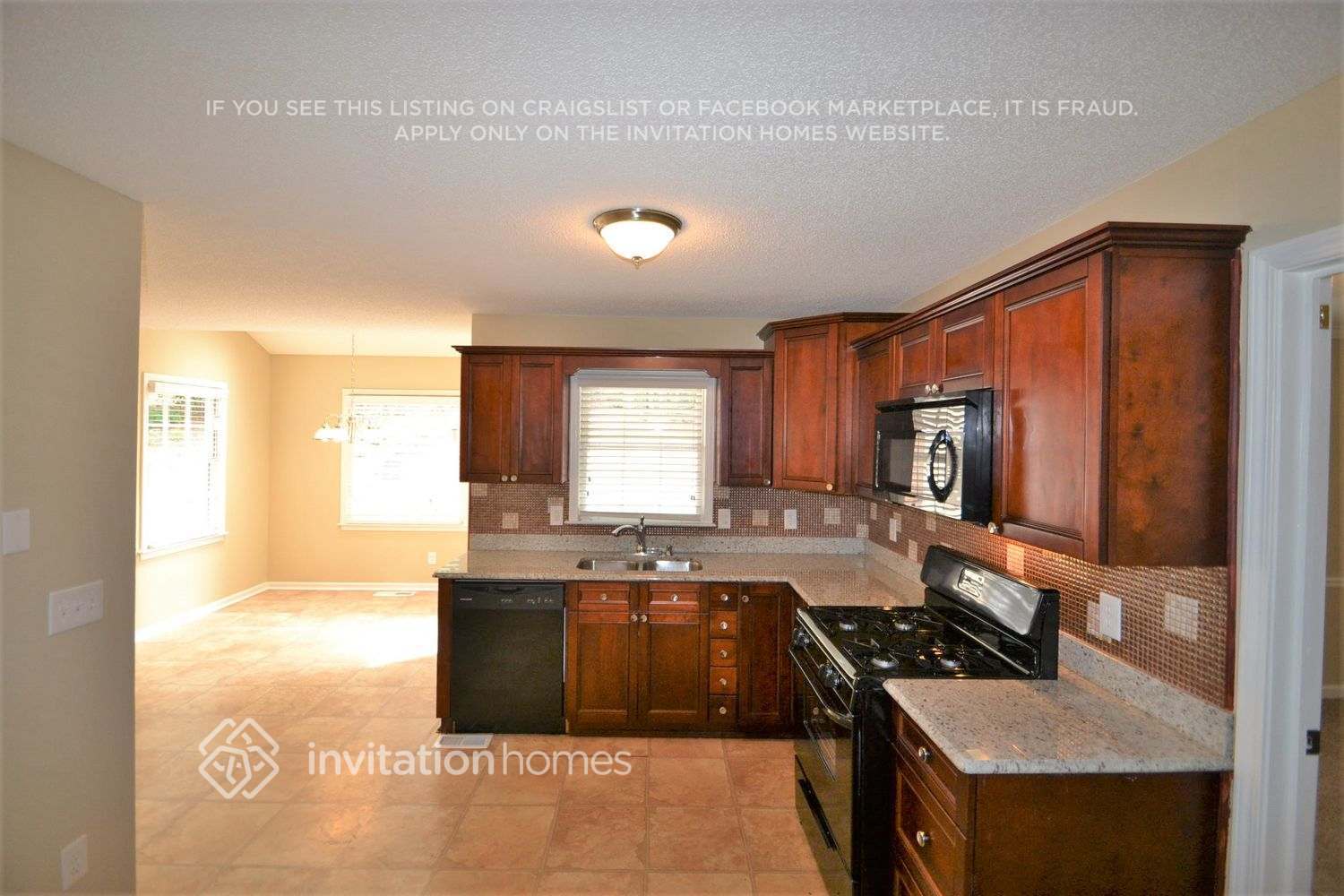 Building Photo - 6175 Golden Landing