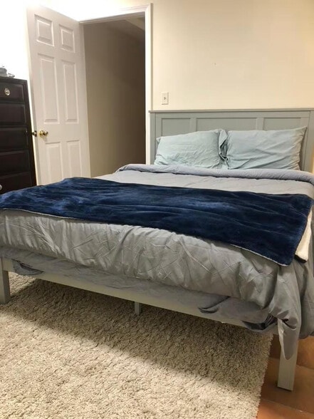 Building Photo - 109 Chiswick Rd